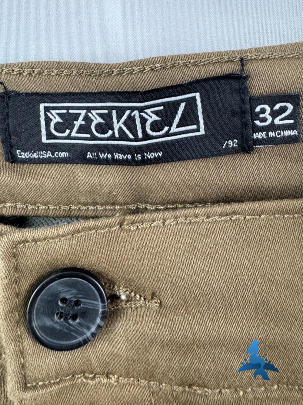 1315 NWT Ezekiel World’s Most Comfortable Chino Pants Stretch – Size 32 – Tan - Picture 4 of 15